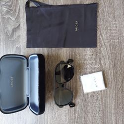 Gucci Sunglasses GG0463S