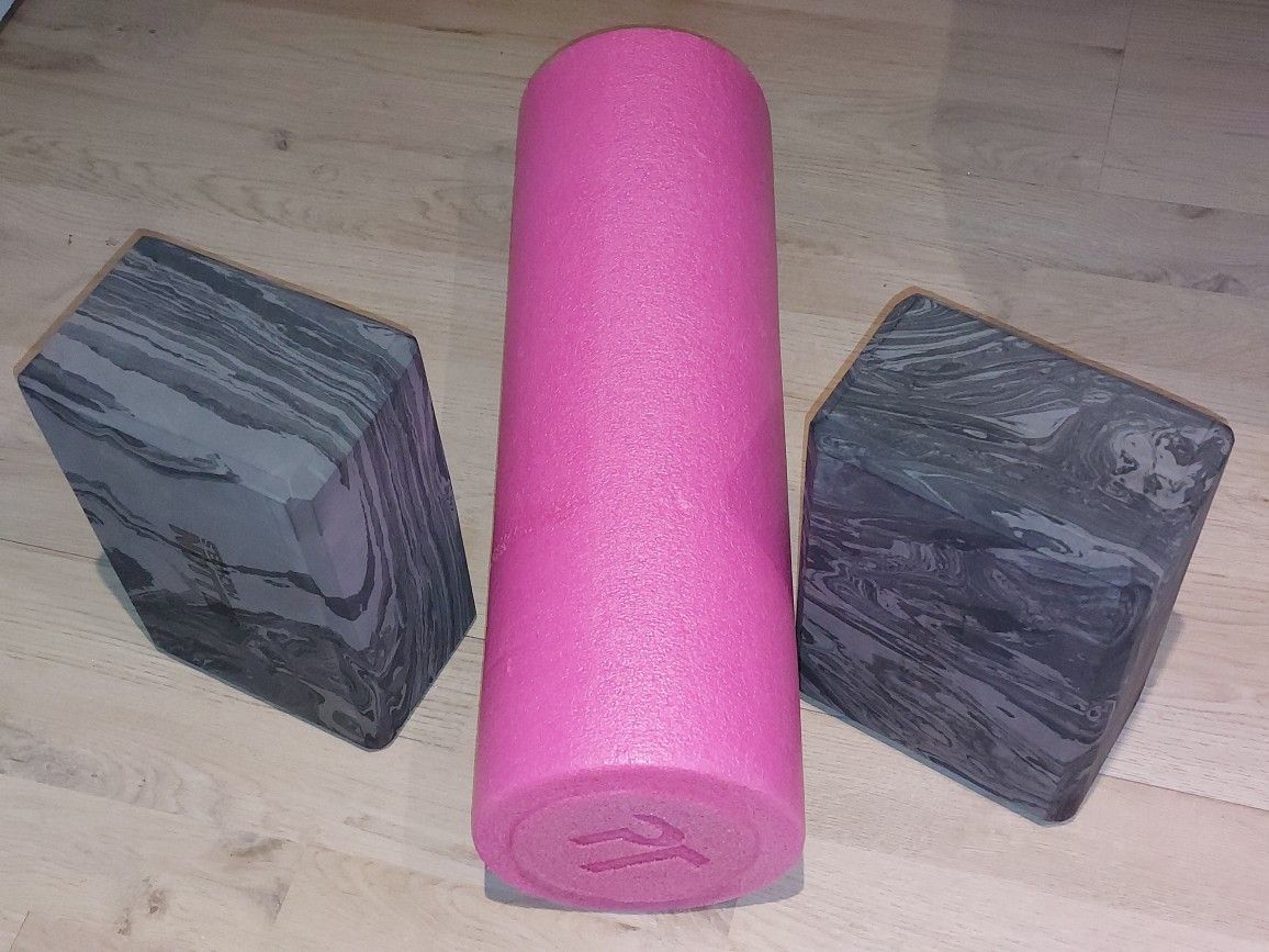 Foam Exercise Roller 2 Yoga Blocks