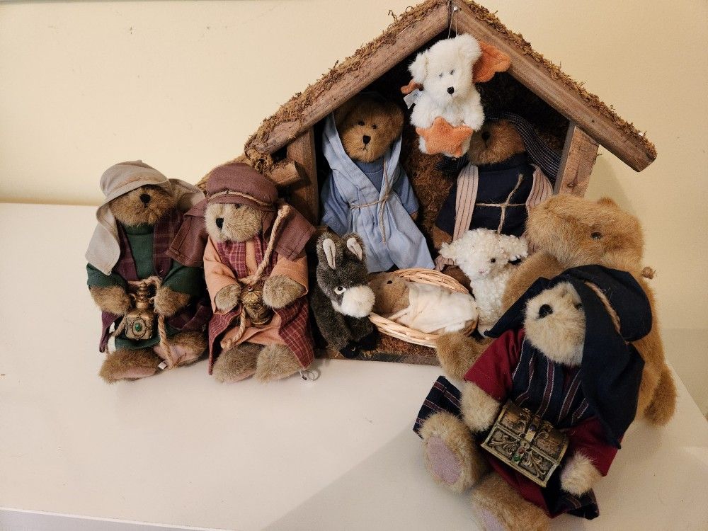 Boyds Bears Plush Nativity Set