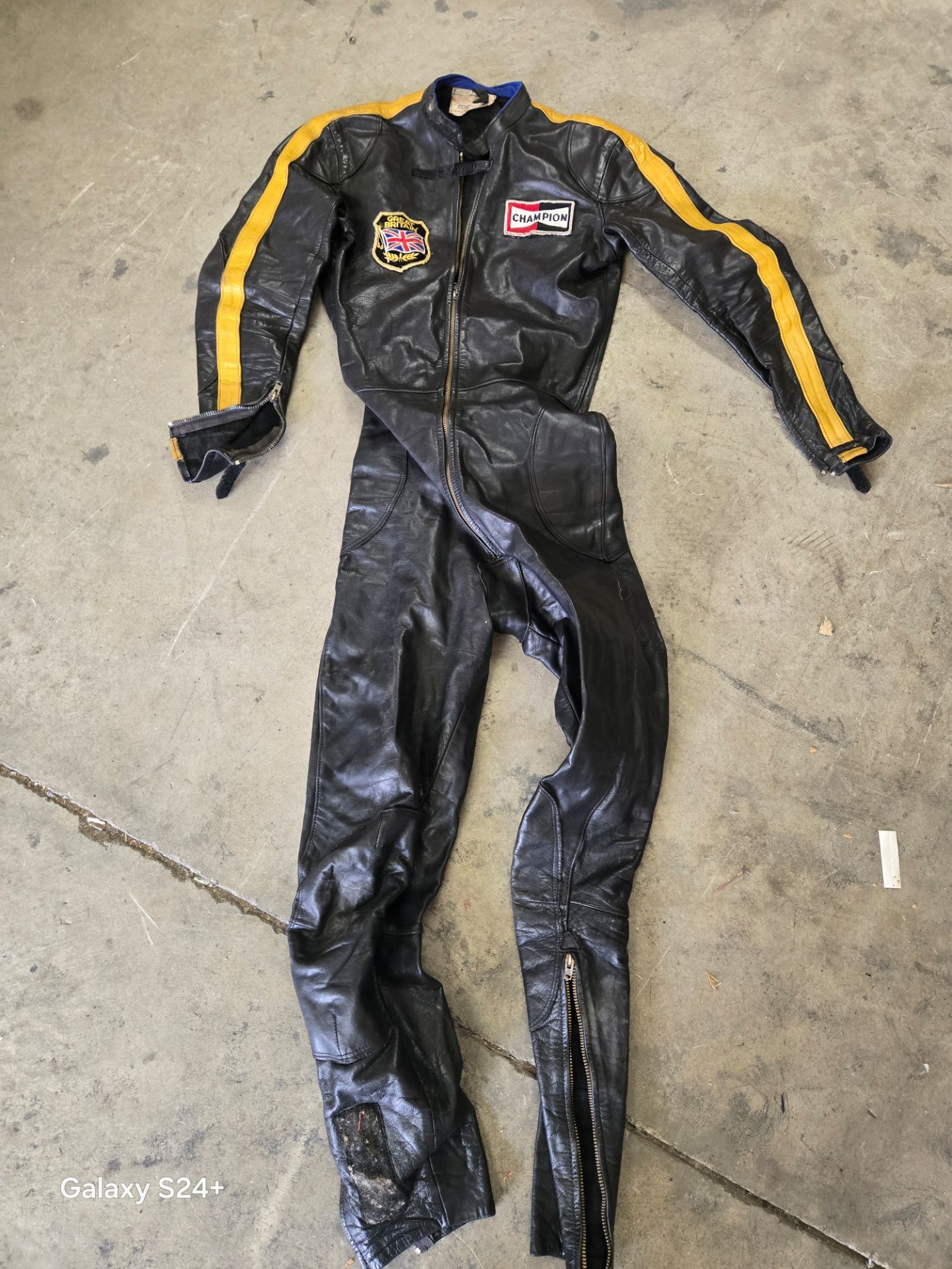 Racing leathers/GoKart-motorcycle