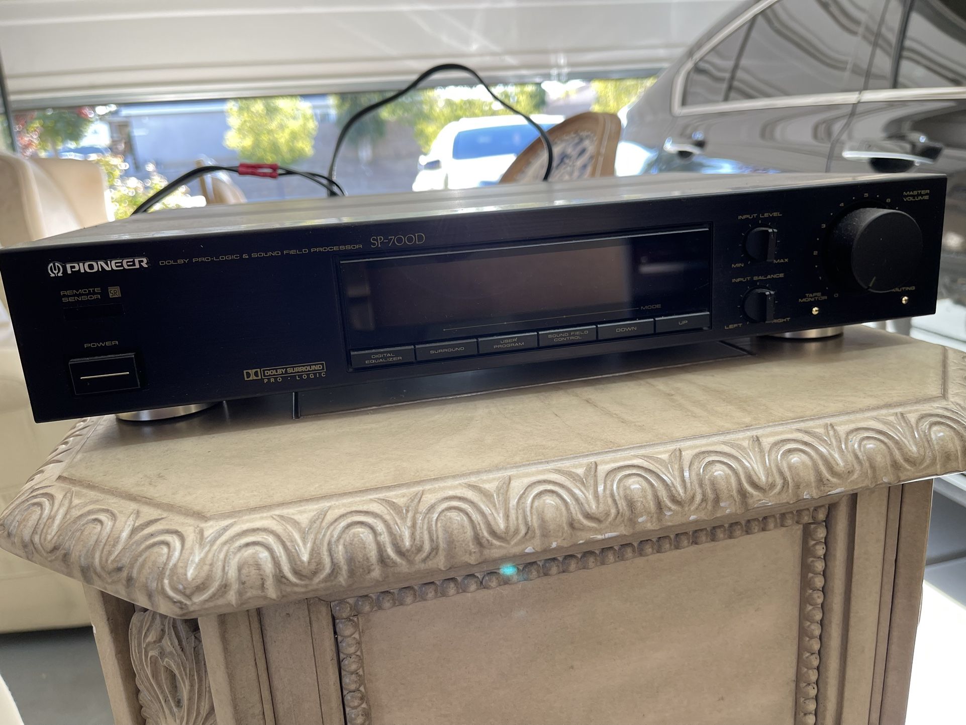 Dolby Pro Logic Sound Processor