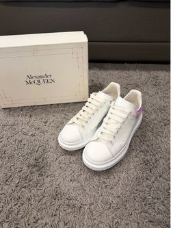 Alexander Mcqueens size 42.5 (9.5)