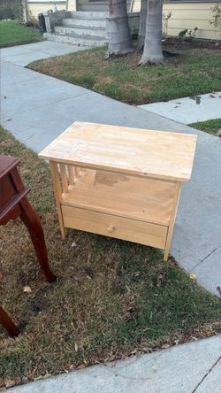 Free end table and desk