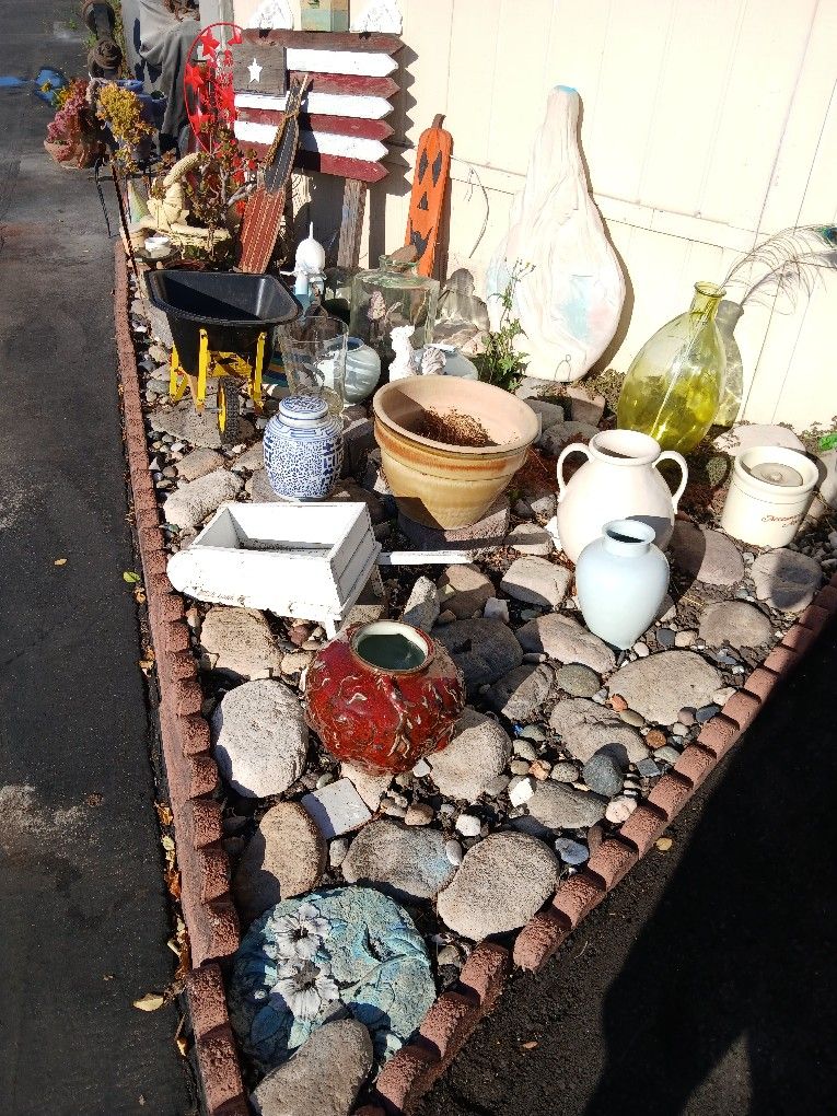 Various Yard Decorations