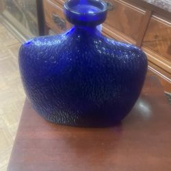 Large Vintage Colbalt Blue Art Glass Flower Vase 