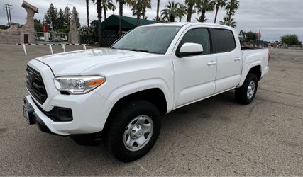 Toyota Tacoma 126k miles, Great Condition