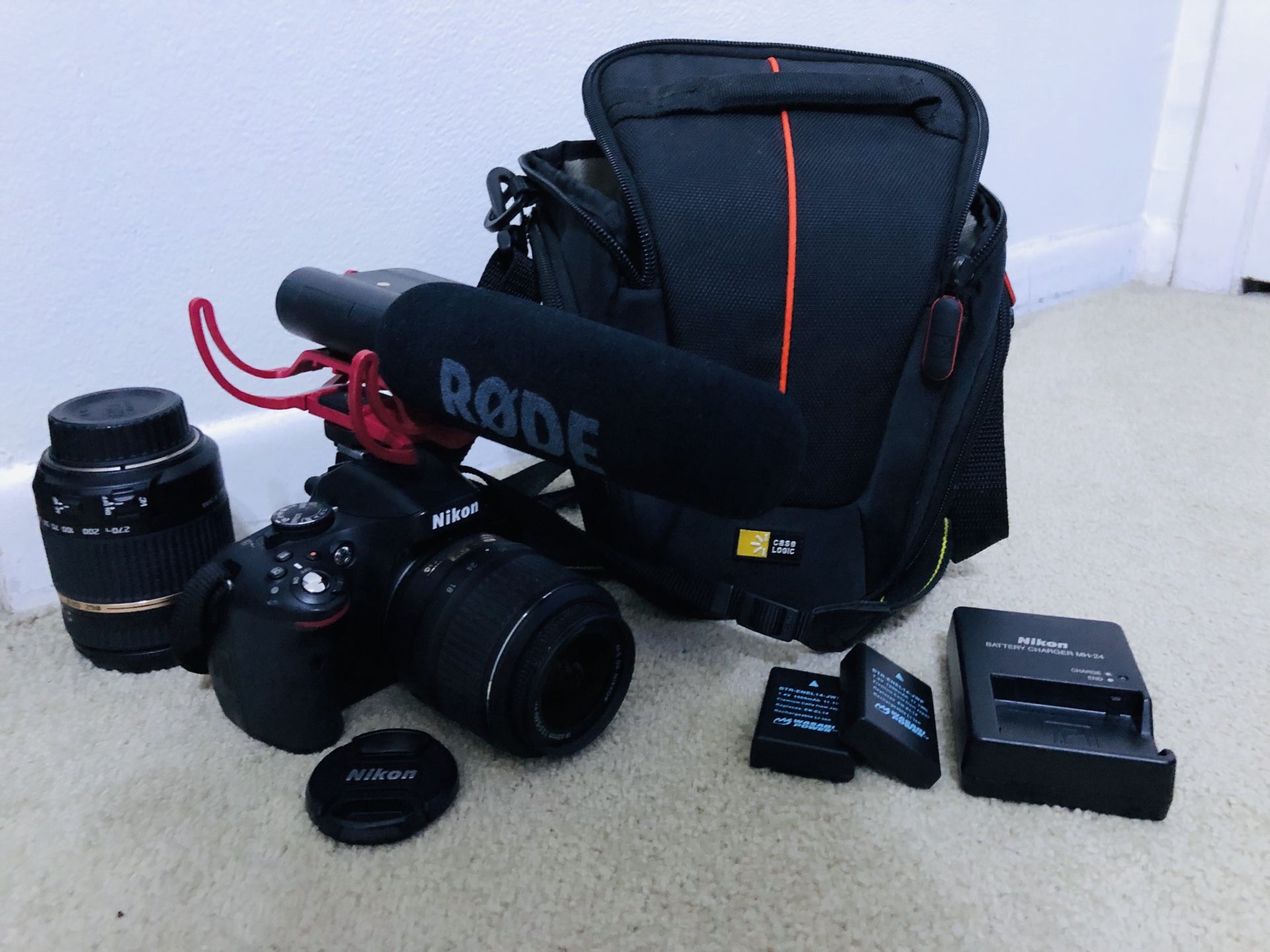 Nikon D5100 BUNDLE | Lens, Batteries, Charger, Microphone, Handheld Stabilizer and Bag