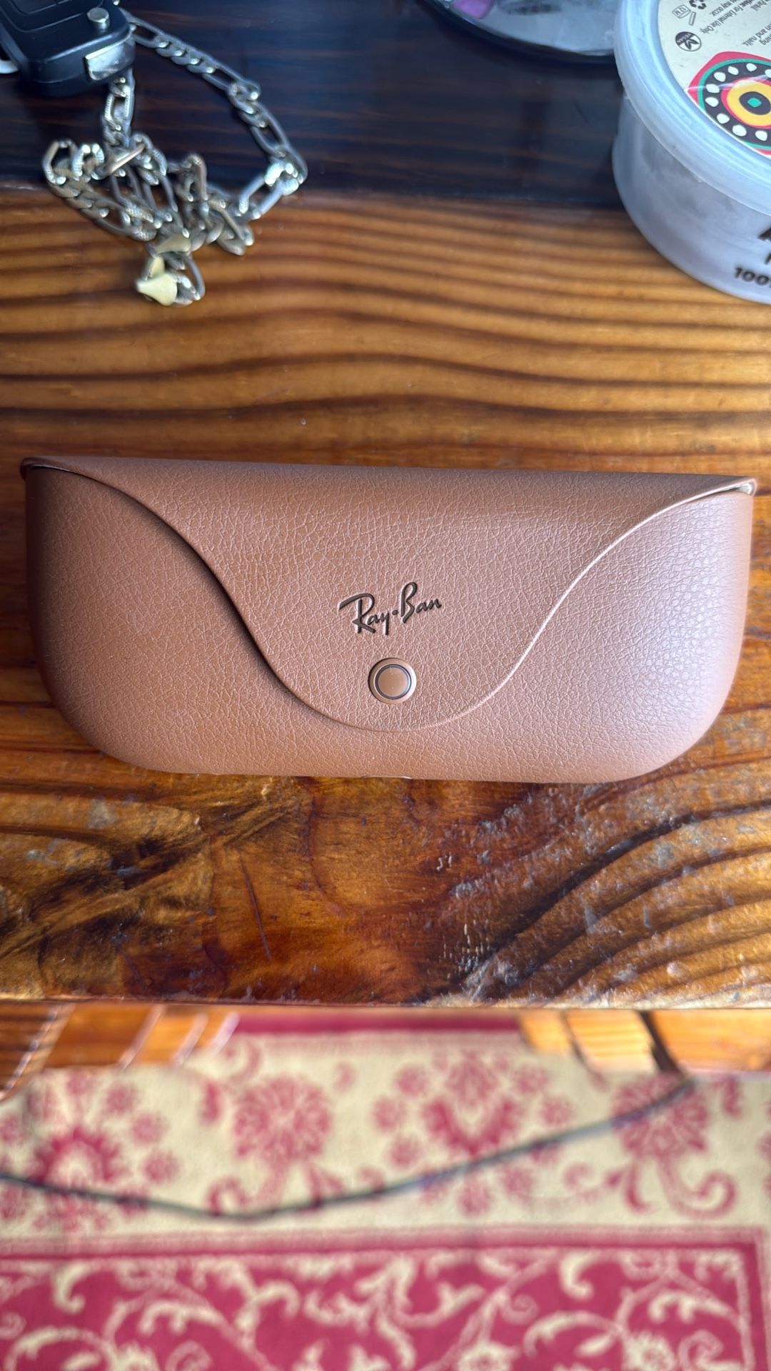 Meta Ray-Ban Glasses