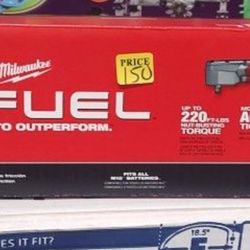Milwaukee M12 Fuel 3/8 Right Angle Impact Wrench