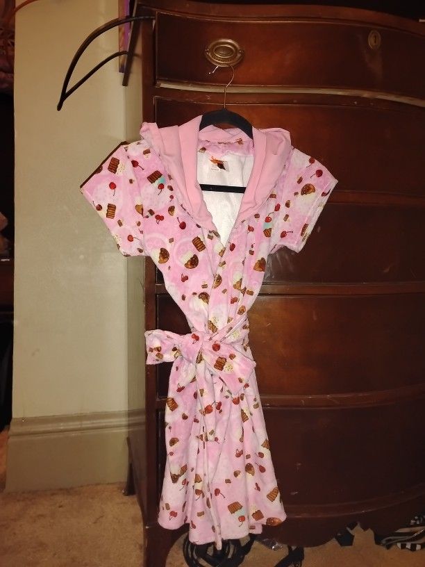 J. Valentine Hooded Mini Robe. Small. New Without Tags. 