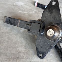 Tow Hitch With Stabilizer Bars