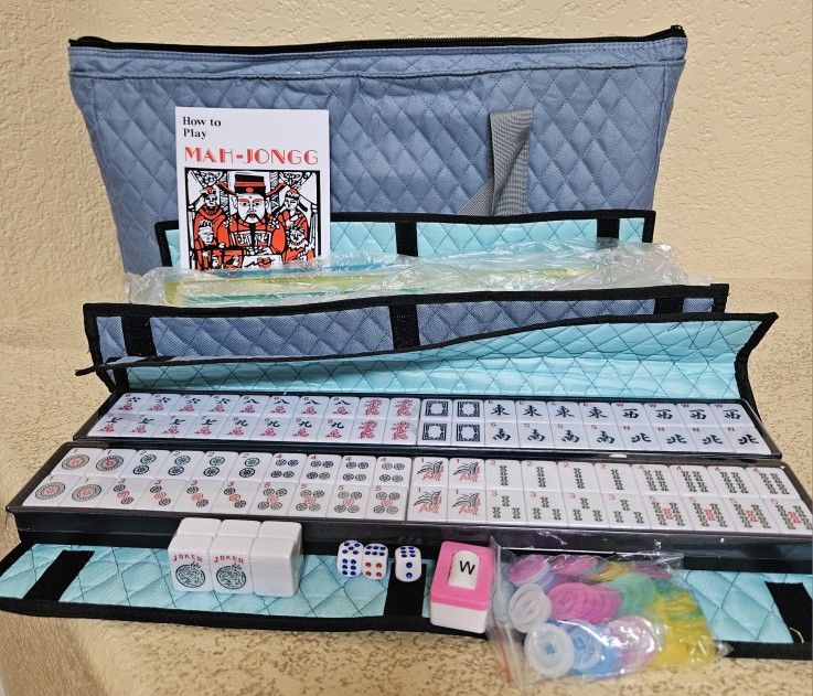 American Mahjong Game Set - Pearl Gray Quilted Soft Bag- New