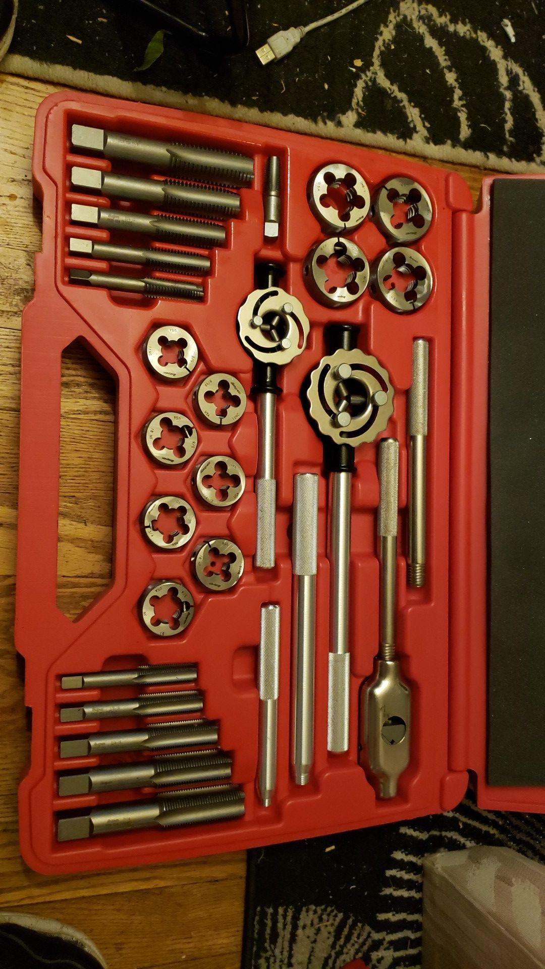 Snap On Tap and Die set TD9902B for Sale in Everett, WA OfferUp