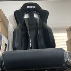 Sparco competition seat, never used.