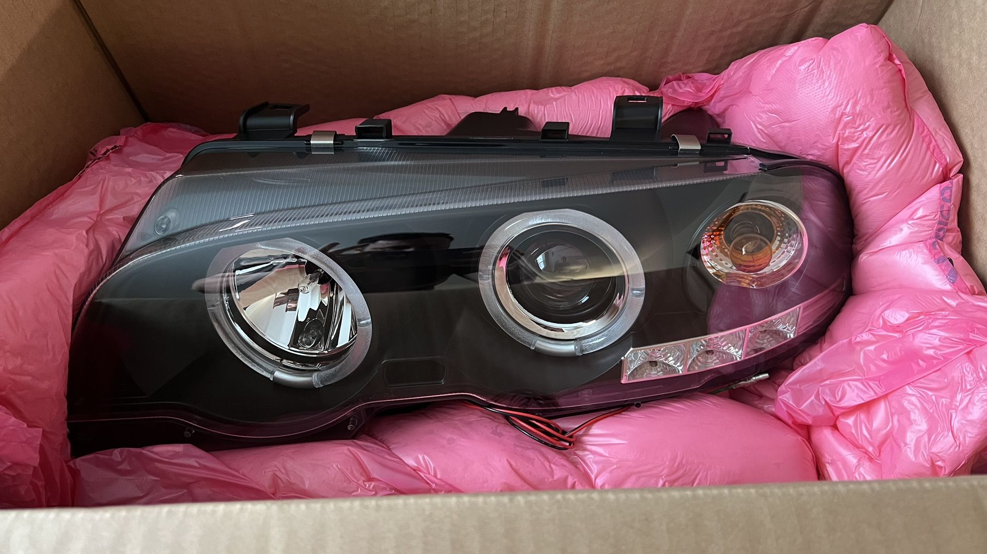 BMW Headlights for Sale in Sacramento, CA OfferUp