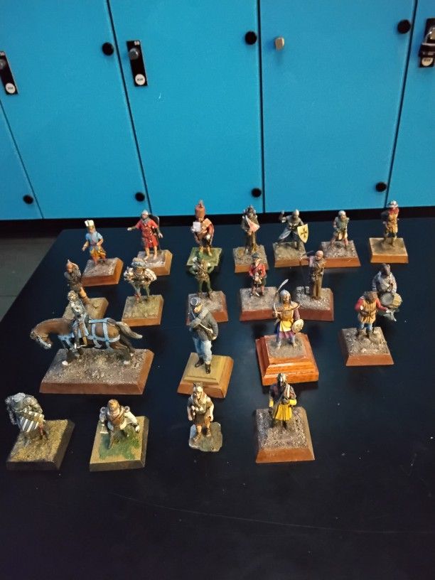 Mini Figurines,valorant Game