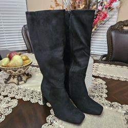 New Black Boots Sz 8.5 Wide Calf