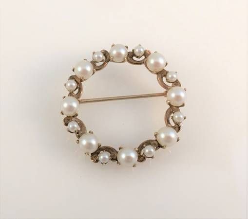 Vintage Esemco Solid 10K Gold Circle Brooch Pin Appraised for $325