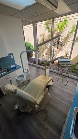 Dental chair