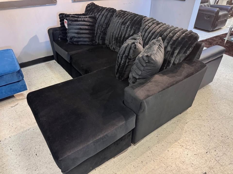 Black Couch , Delivery , Credit Check