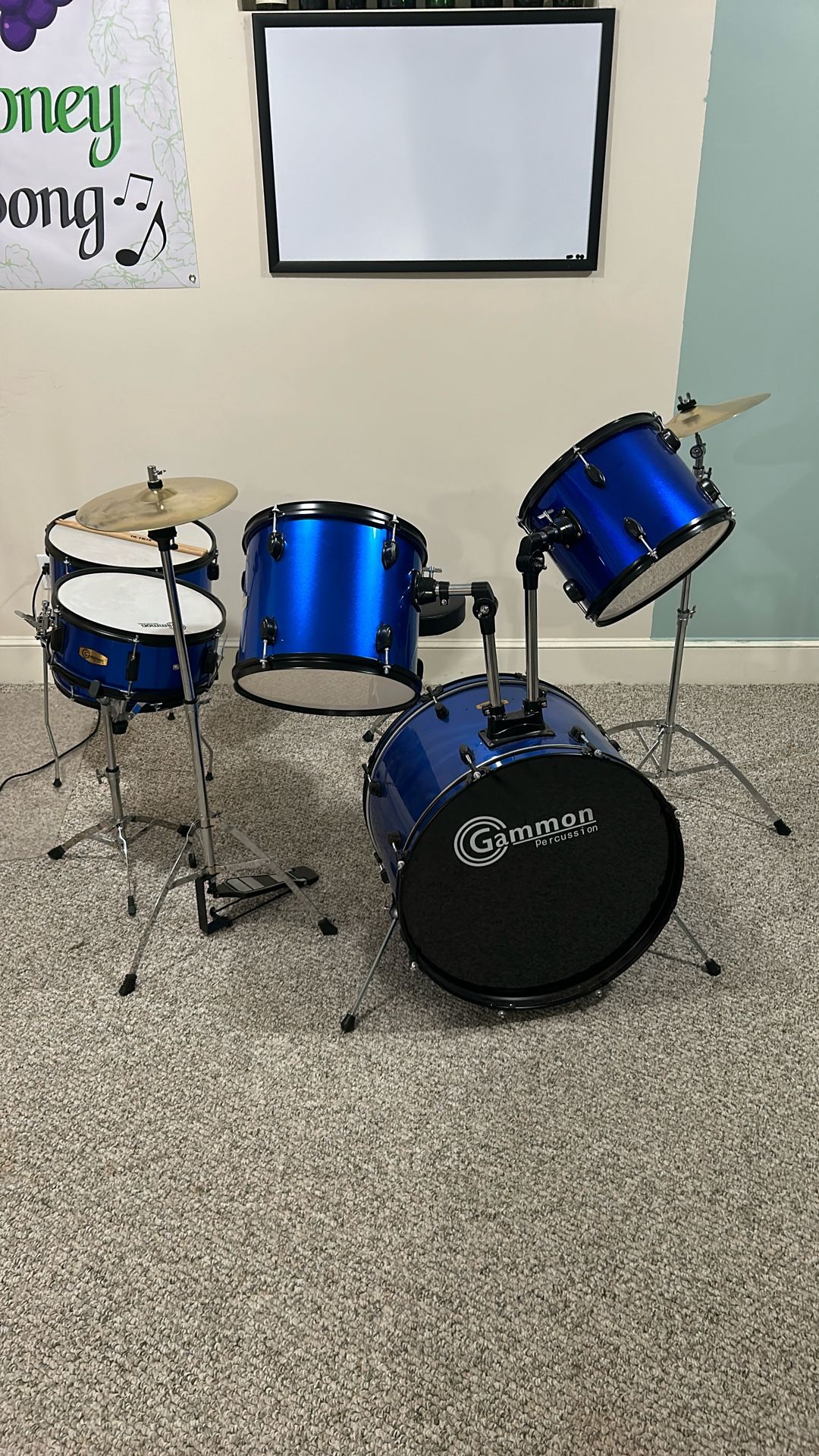 Beginner Five Piece Drum Set w Seat & Sticks