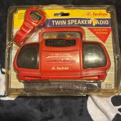 Vintage Tectron Mini Boom Box Twin Speaker Radio And Watch 