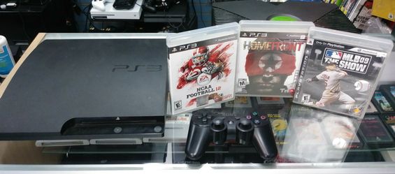 PLAYSTATION 3 CONSOLE W/ 3 GAMES & CONTROL & CABLES