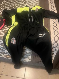 Pans y sudadera de Mexico