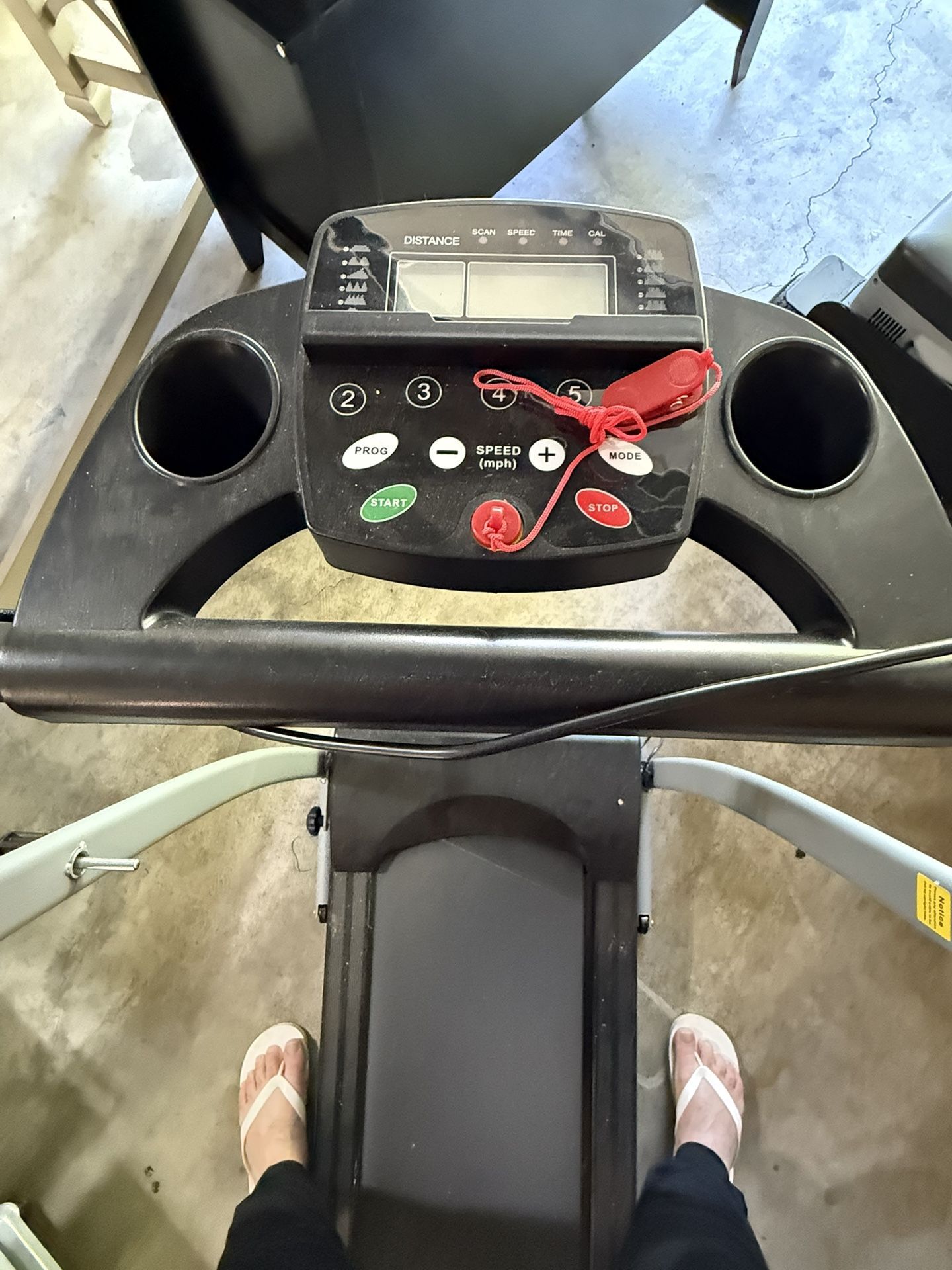 Foldable Treadmill with Incline- Fitness 