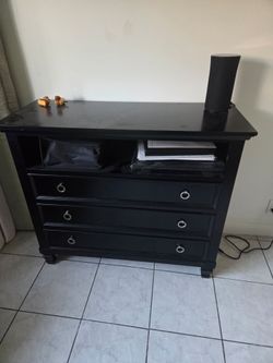 Dresser & Night Stand