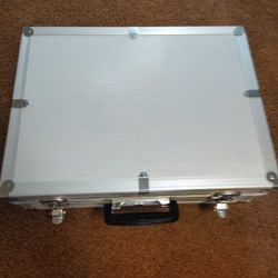 Padded Aluminum Carrying Case 