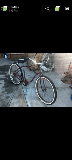 Vintage Schwinn beach cruiser