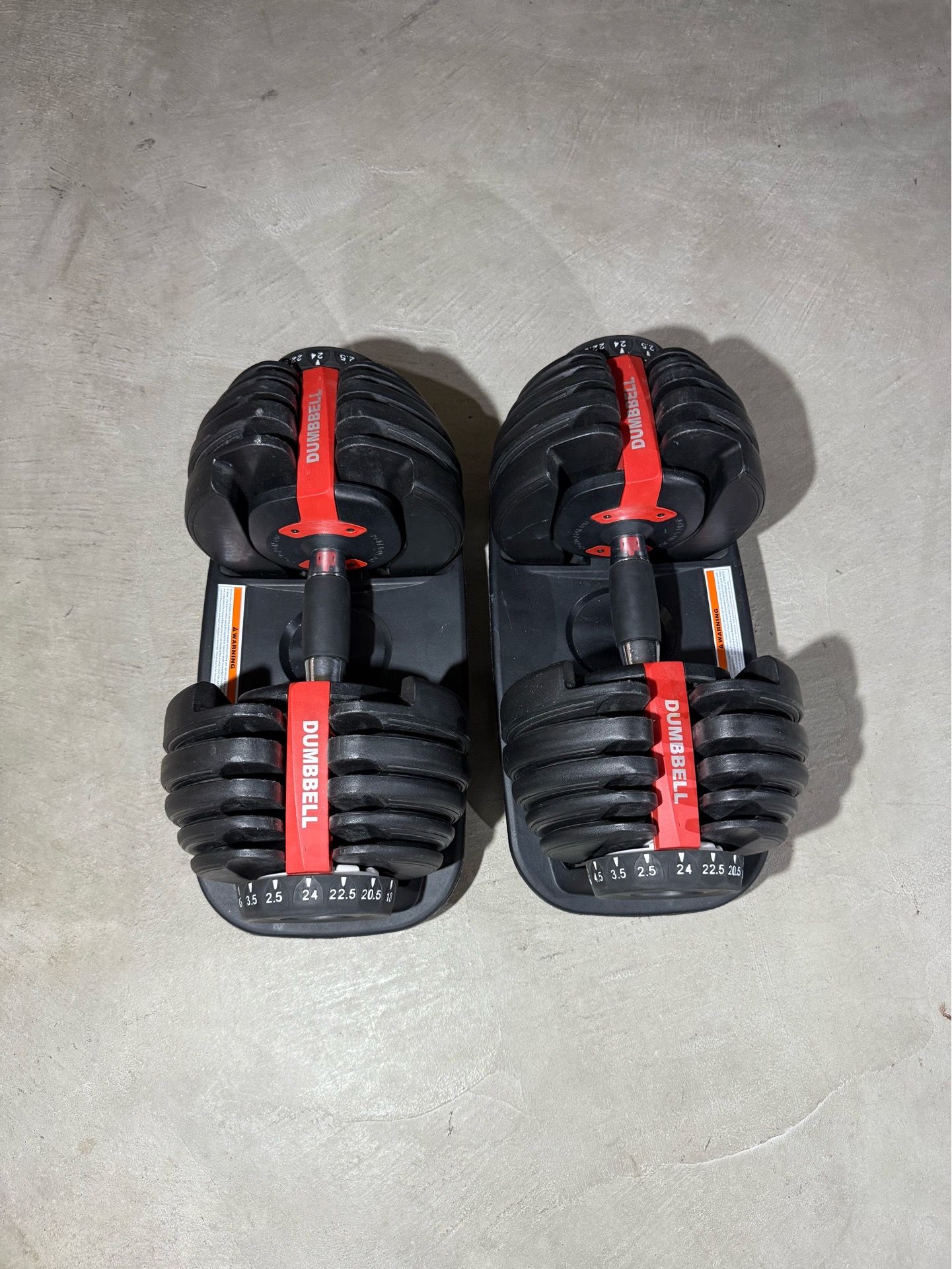 Dumbbell Adjustable Dumbbells 2.5-24 KG/ 5.5-52.8 LBs