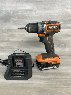 Ridgid Tools R8701 18V Drill/Driver Kit (PO1021437)
