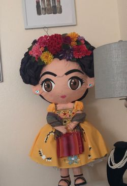 Frida Piñata