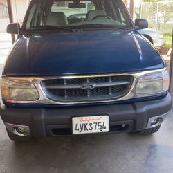 1999 Ford Explore 