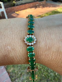 14k solid yellow gold 20 Carat natural emerald tennis bracelet