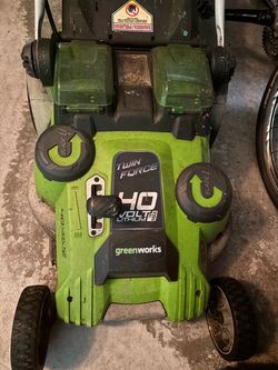 Greenworks for parts!40V 20in push mower for parts
