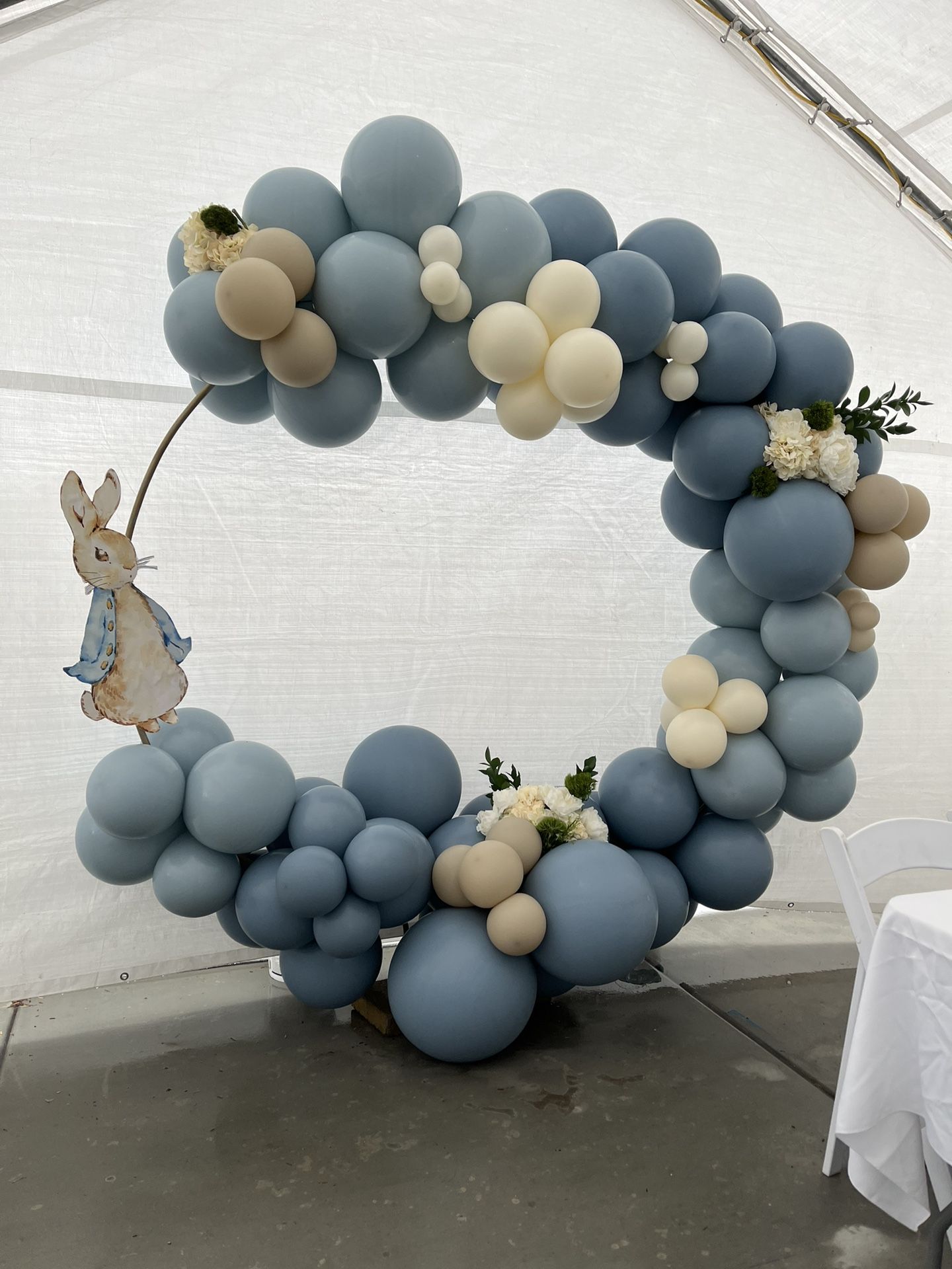Peter Rabbit Balloon Garland