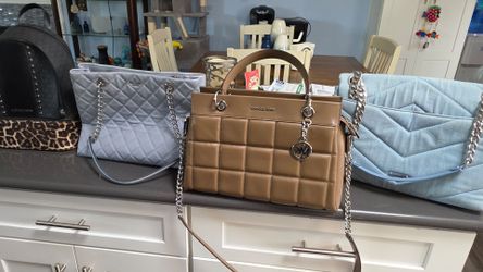 Michael kors purse