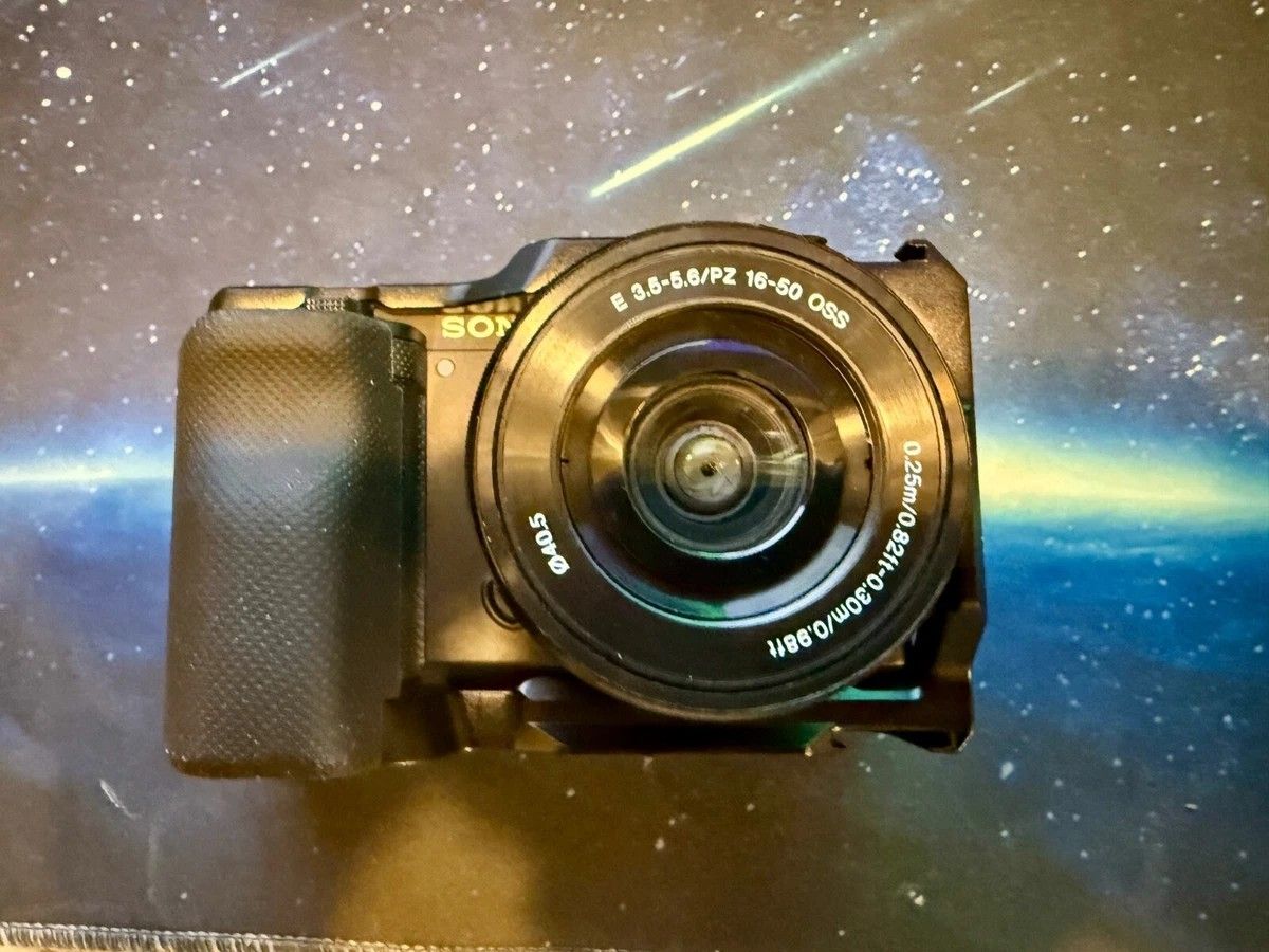 Sony Alpha ZV-E10 25.0MP Interchangeable Lens Camera - Black (16-50mm Zoom Lens