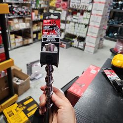 Milwaukee
7/8 in. x 10 in. 4-Cutter SDS-PLUS Carbide Drill Bit
