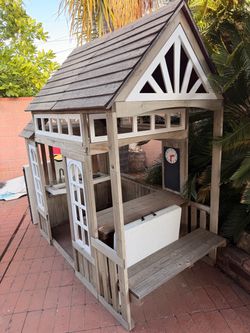 Play house