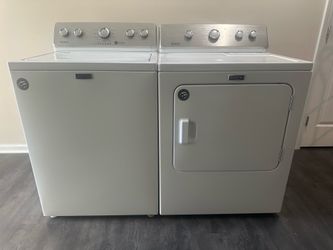 Maytag washer and dryer set