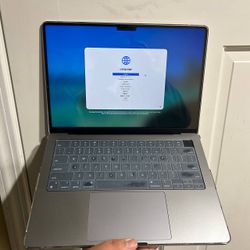 2021 Apple Macbook Pro 14”
M1 Pro chip (not normal M1)