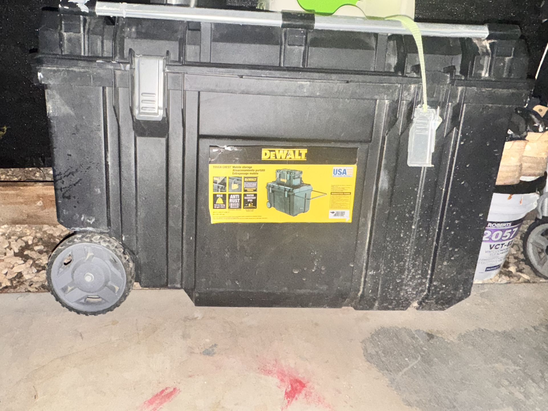 Dewalt Rolling Chest