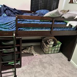 Rooms To Go Kids Loft Bed With Dresser And Shelf 