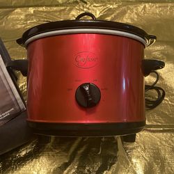 1.5 Quart CROCK POT LIKE NEW $12.