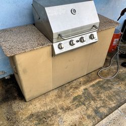 Grand hall grill