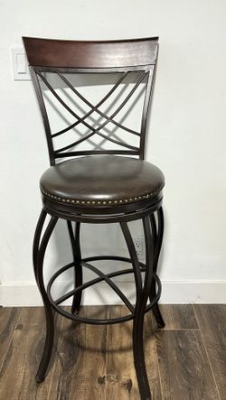 Bar/Kitchen Counter Swivel Stool